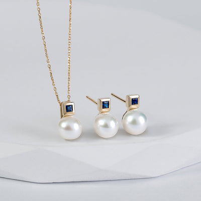 135P2093-03-9K-Gold-Pearl-and-Square-Blue-Sapphire-Pendant