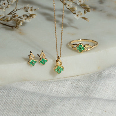 135P2096-01-9K-Gold-emerald-floral-vine-pendant