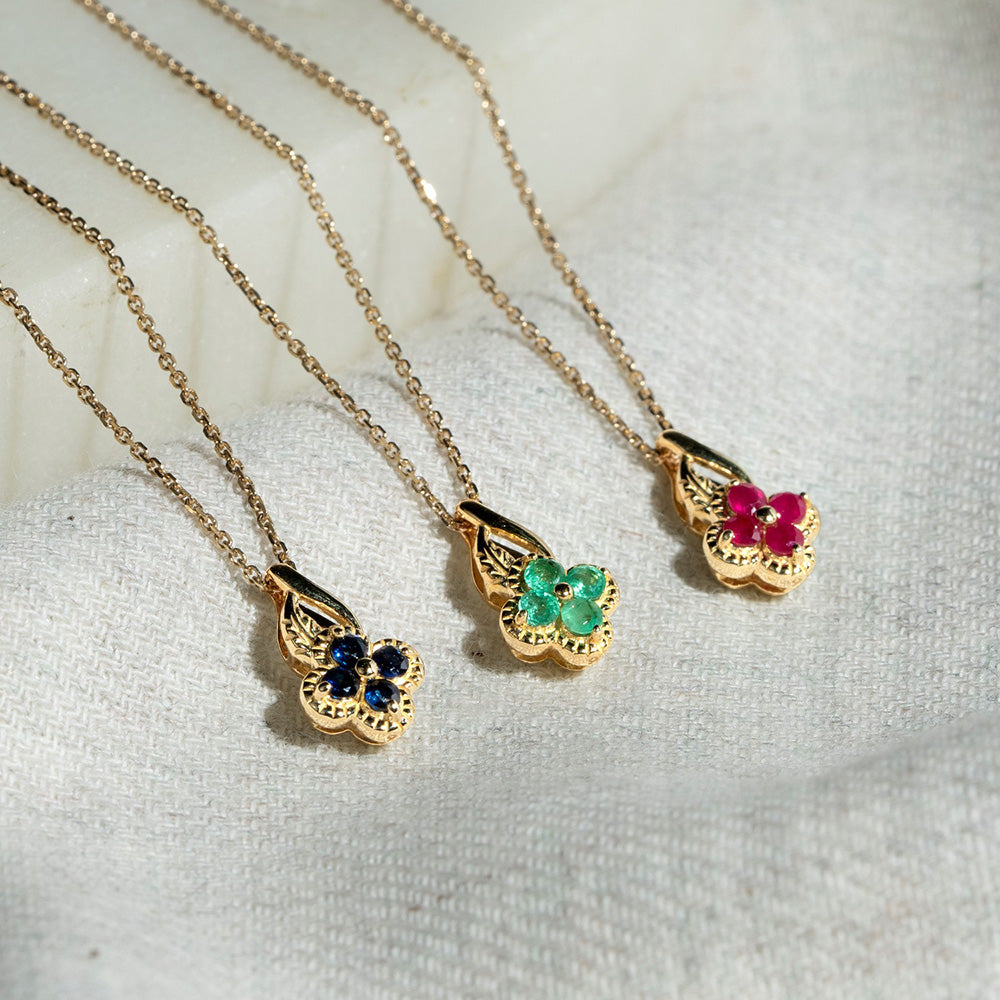 135P2096-01-9K-Gold-emerald-floral-vine-pendant