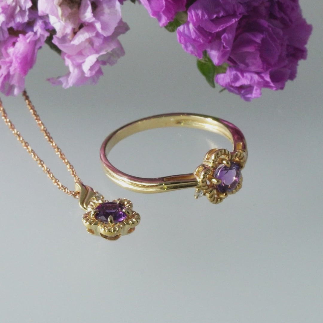 แหวนทองคำ 9K ประดับอเมทิสต์ (Amethyst) และเพชร (Diamond) ดีไซน์ดอกไม้