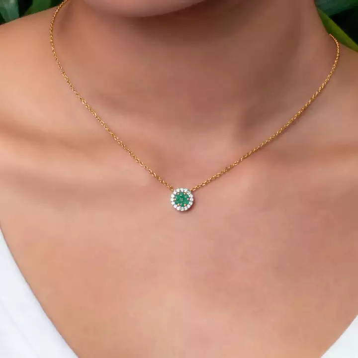 10K Emerald Pendant