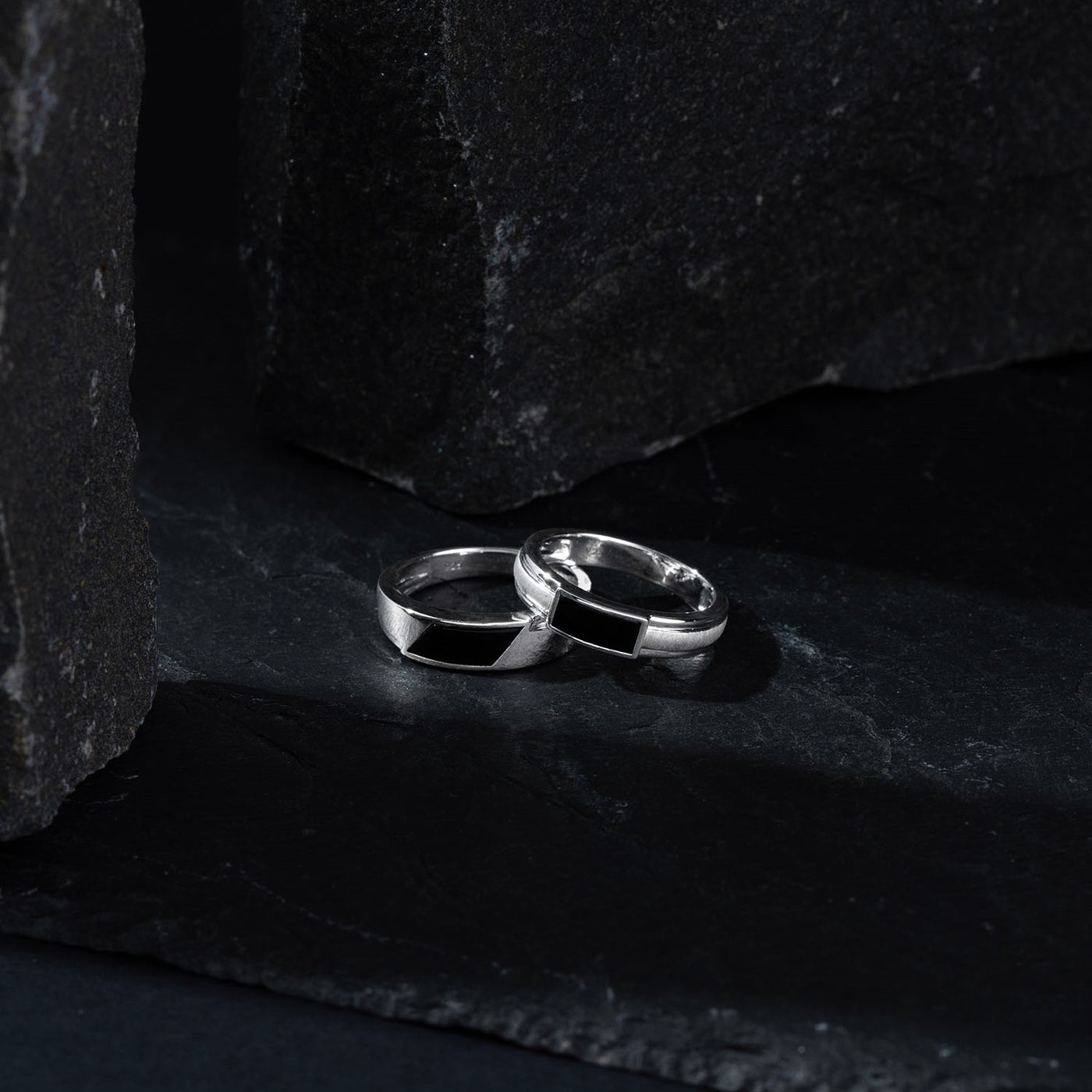 253R7145-01-Silver-Rectangle-Shape-Black-Onyx-Ring